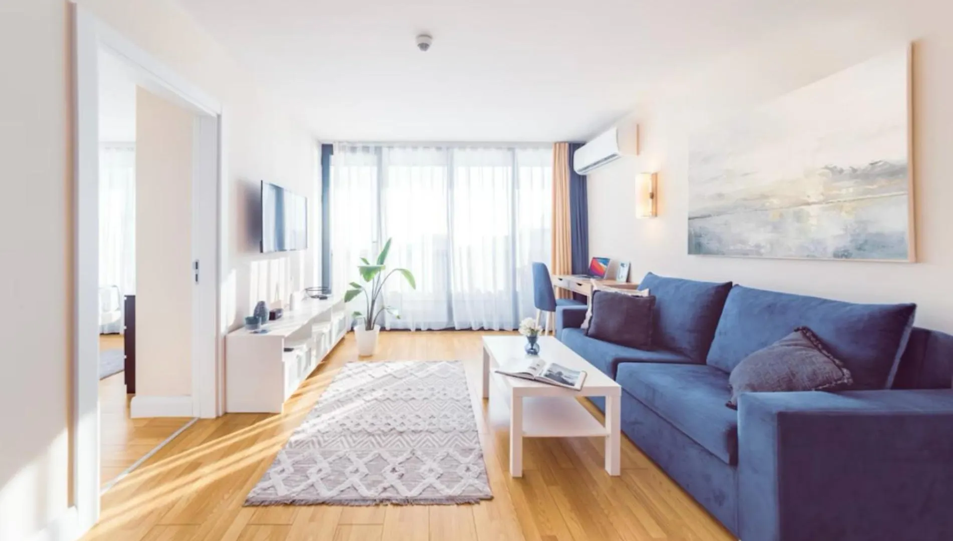 Panorama Suites - City Center & Sea View Batumi