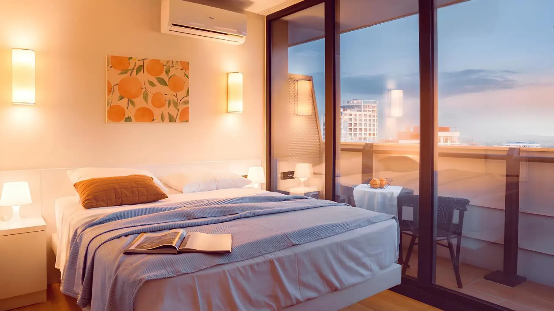 Hotel Panorama Suites - City Center & Sea View Batumi